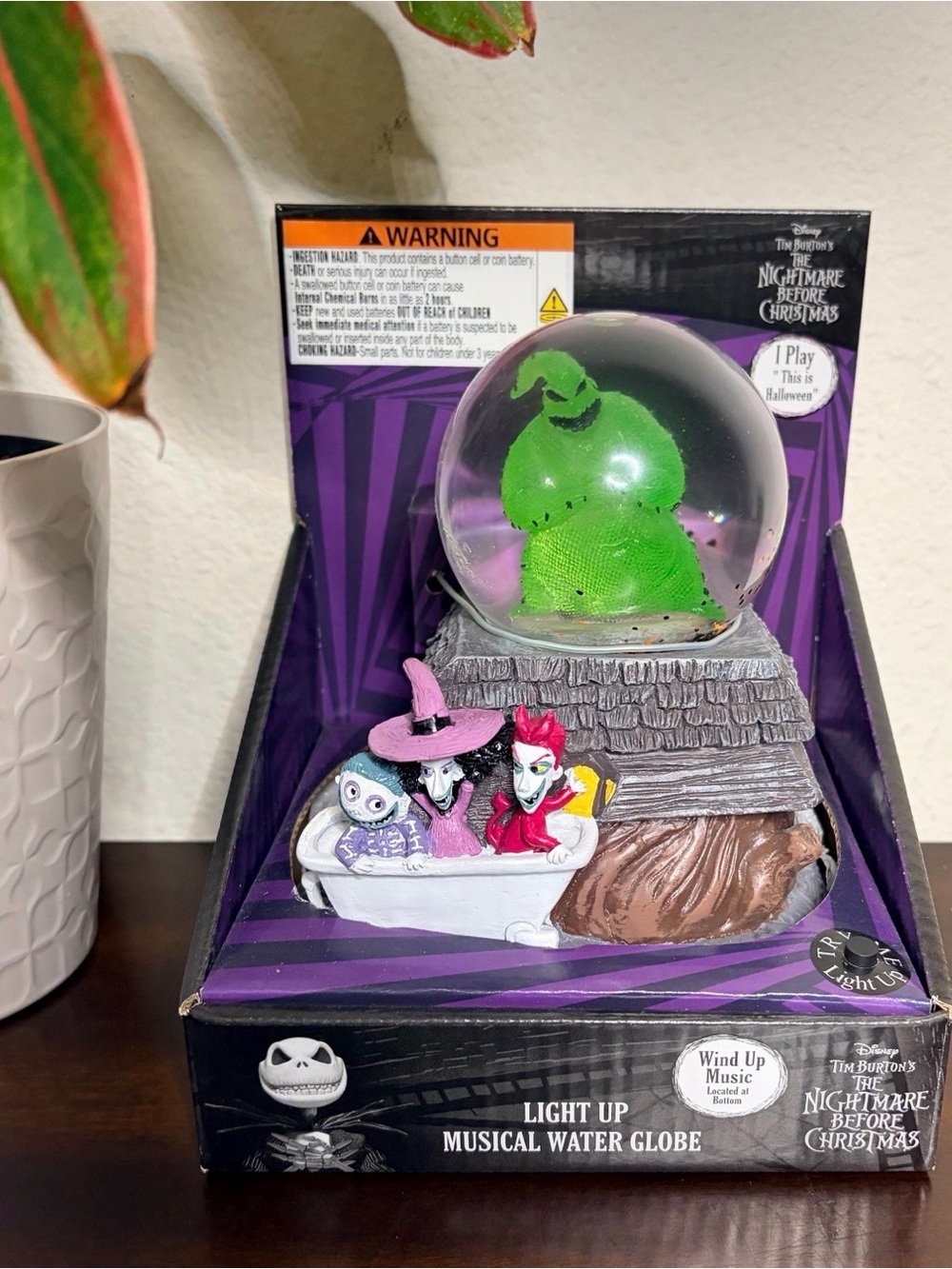 Nightmare Before Christmas Oogie Boogie Musical Waterglobe Lock,Shock Barrel